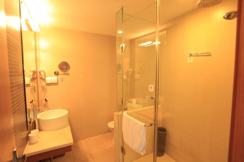 Peach Blossom Castle Hotel Shanghai Luaran gambar